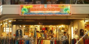 vintage shops and flea markets in Japan