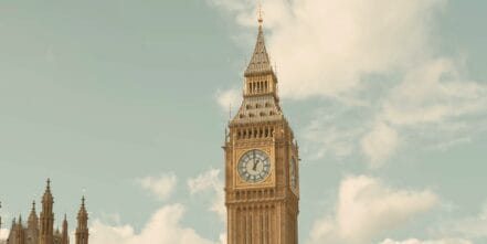 Big Ben and London travel hacks